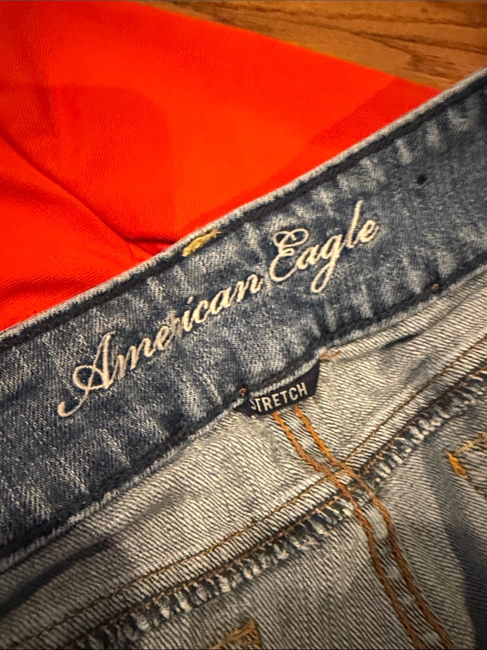 American Eagle Outfitters Light Blue Ankle Jeans - Picture 3 of 8